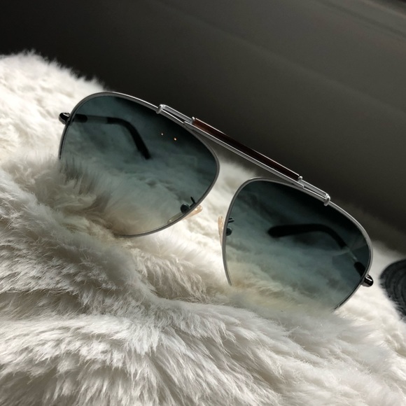 Balenciaga sunglasses in white - Picture 4 of 8